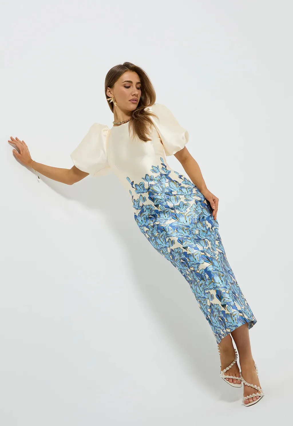 Lola Sleeve Midi Dress Cream & Blue Size 8 by Pasduchas
