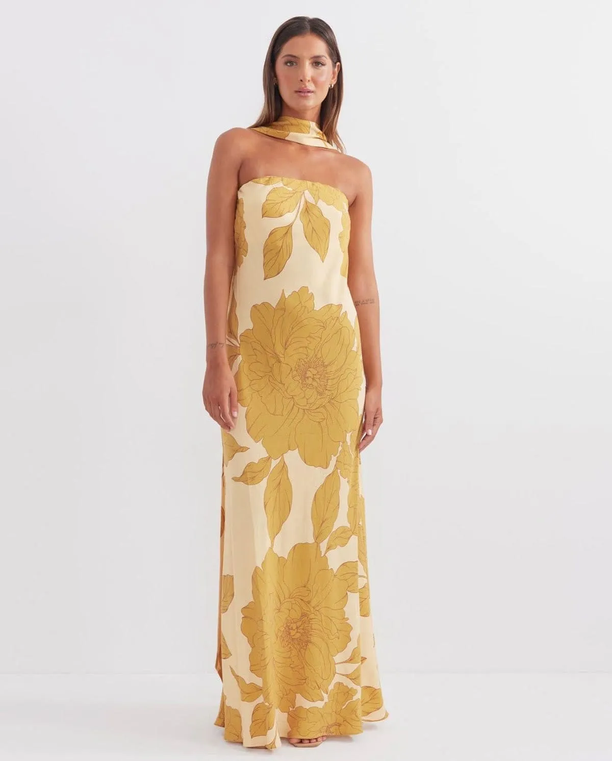 Soiree Midi Dress Yellow Size 16 by Pasduchas