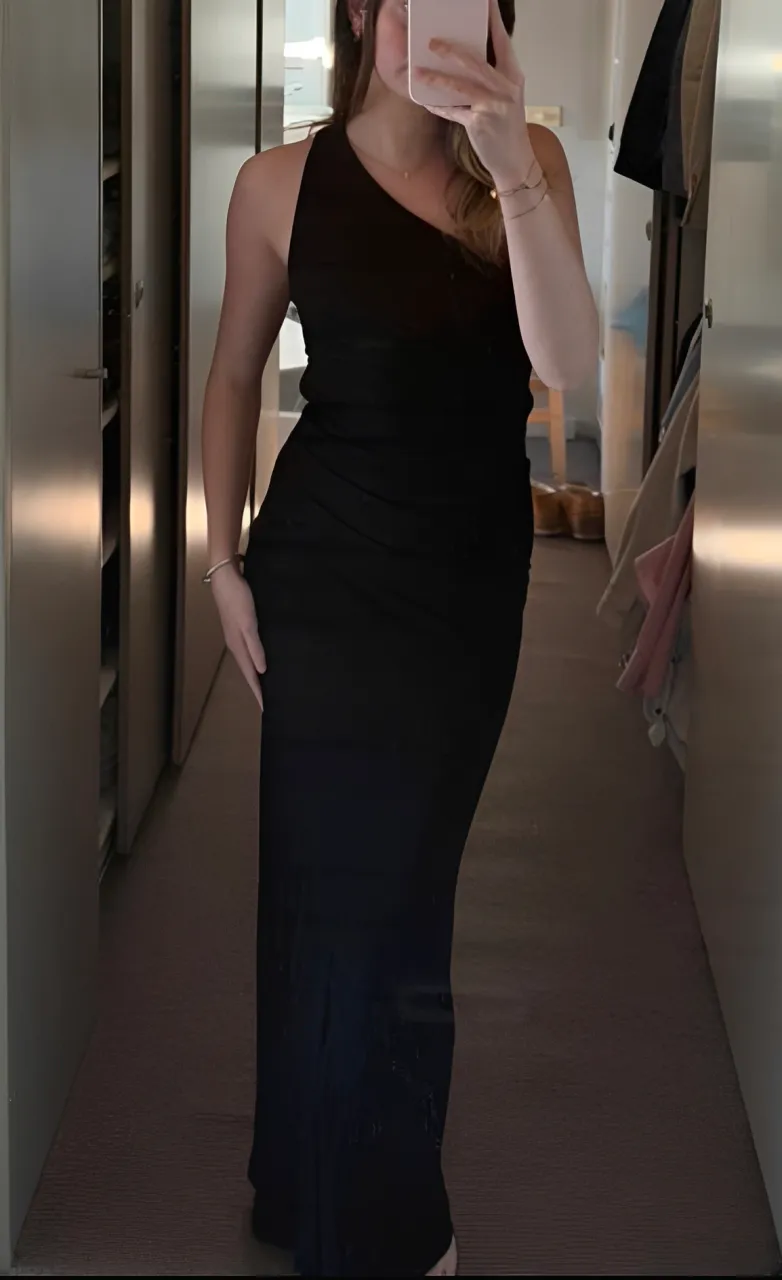 One Shoulder Maxi Dress Black Size XXS / AU 4 by Viktoria & Woods