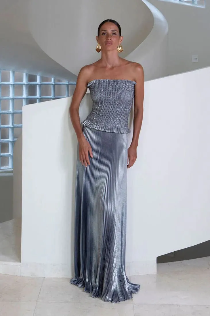 Maya Gown Dress Liquid Shimmer Silver Size 8 by L'IDEE